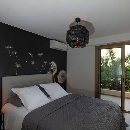 Somptueux Appartement 20M Plages Avec Vue Mer Antibes Exterior photo