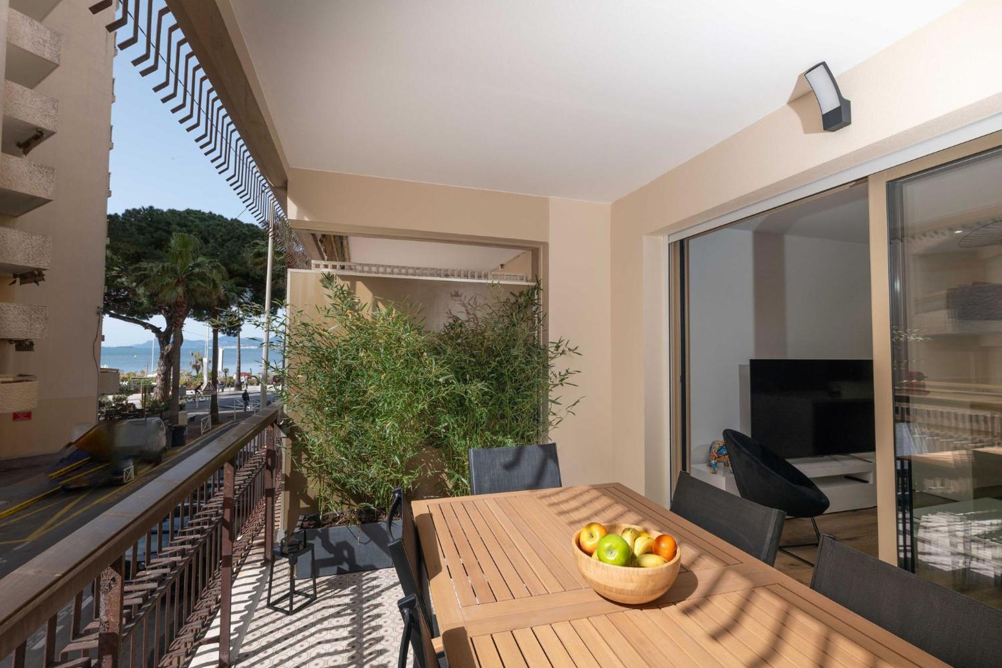 Somptueux 20m Plages Avec Vue * Antibes